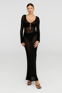 Resort_LSbeachknitmaxidress_black_4626_RF_Web_36de7f6e-f72f-4868-b067-9bf91688642d.jpg