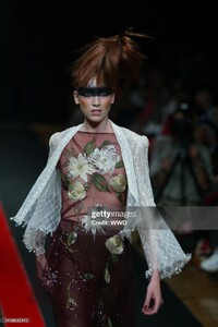 bardou f03hobeikaHC-1d.jpg