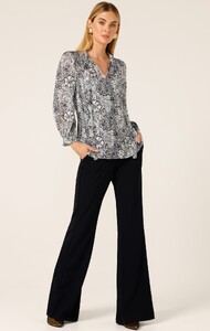 classic-trouser-pants-multi-occasion-40540253749497.jpg