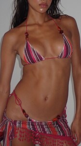 jaded_swim - 3459299176458971200.jpg