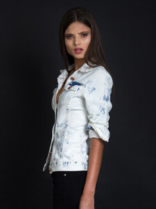 large_portrait (20).jpg