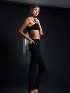 large_portrait (22).jpg