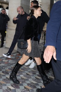 natalie-portman-flaunts-legs-post-dior-pfw-show-09-24-2024-2.jpg