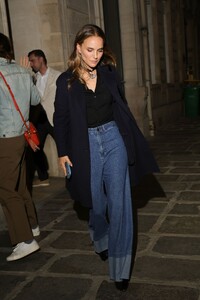 natalie-portman-lvmh-private-party-in-paris-09-10-2024-0.jpg