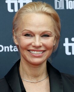 pamela-anderson-at-last-showgirl-premiere-during-toronto-international-film-festival-09-06-2024-7.jpg