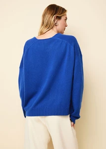 the-lowell-cashmere-sweater-781874.thumb.webp.22a04965b446c23cfc0d6e19efe84cdd.webp