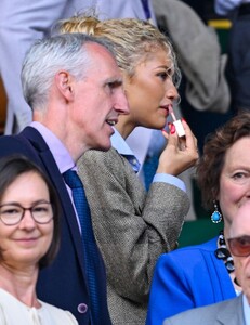 zendaya-at-wimbledon-tennis-championships-in-london-07-13-2024-3.jpg