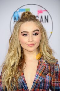 17amas-carpet_011.jpg