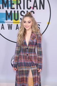 17amas-carpet_052.jpg