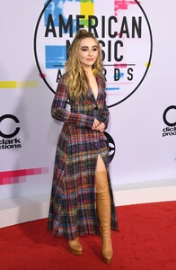17amas-carpet_081.jpg