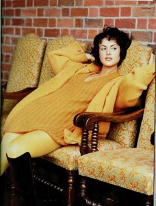 1994  Max mara mini robe à encolure en v, en mohair et manteau trapèze en alpaga et mohair.jpeg