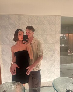 [2023.09.14] scarlett.mayer__377632362_6644785888941301_2834823023860080367_n.jpg