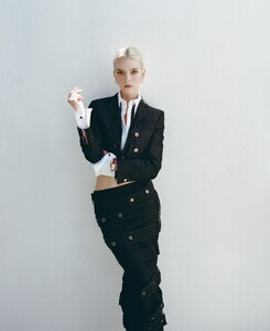 2024-09-28 17.26.49 3467306849769875057_21892409.jpg