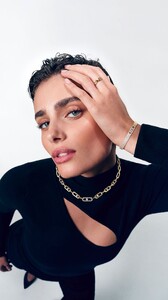 [2024.09.05] messika_544198743672989ADB8654D7D27E3F96_video_dashinit.jpg