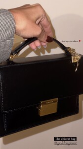 [2024.10.01] carmellarose_3469272419111887513.jpg