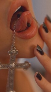 [2024.10.01] rachelc00k_3469599965699744497.jpg