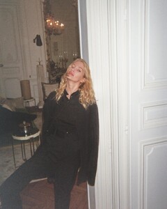 [2024.10.03] stellamaxwell_461770833_1986151071846924_2698009775700444417_n.jpg