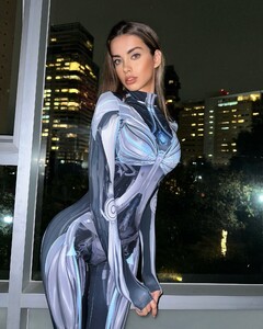 [2024.10.04] lizakovaal_462180479_1256976625309363_1475421725996832275_n.jpg