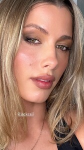 [2024.10.04] scarlett.mayer__462151786_515815744412339_6196420435136636543_n.jpg