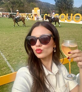 [2024.10.07] victoriajustice_462365883_18551750329006824_8945733295499997671_n.jpg