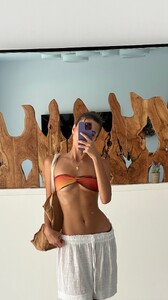 [2024.10.13] lizakovaal_462808760_525909696826573_3041331481860792484_n.jpg