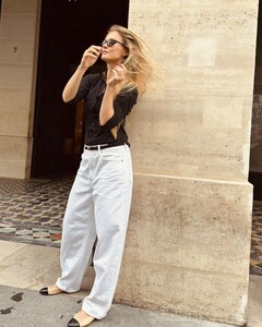 [2024.10.22] barrefaeli_464306772_18468375313041153_4887355787870655211_n.jpg