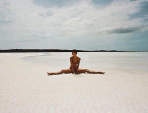 [2024.10.23] lavarice.swim_464205209_1084066003107961_5934406414665468788_n.jpg