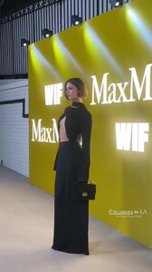 [2024.10.24] carmellarose_AQMIj.jpg