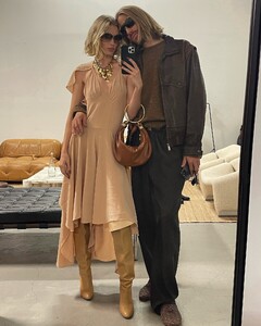 [2024.10.24] hoskelsa_464405194_1081784420239428_5142718262267698341_n.jpg