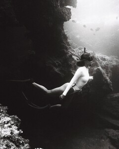 [2024.10.26] carmellarose_464676863_2006633819779215_8784994472205042759_n.jpg