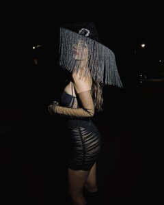 [2024.10.30] victoriajustice_464546487_18556416934006824_6016622820992002971_n.jpg