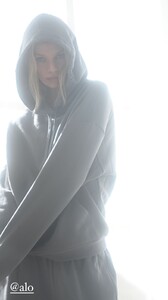 [2024.10.31] stellamaxwell_s465206632_905291284479474_2878331755345203258_n.jpg