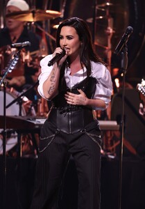 524062322_demi-19.jpg