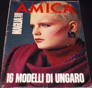 AmicaIT301084no30coverJacobine.thumb.jpg.c4c69fdc9b3e53a1b602749add238b9d.jpg