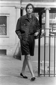 CalvinKlein_Jeans_Fall1988_Mary_Matthews_003.jpg