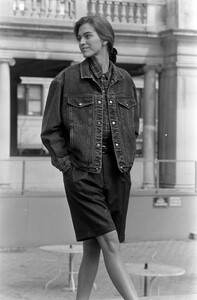 CalvinKlein_Jeans_Fall1988_Mary_Matthews_022.jpg