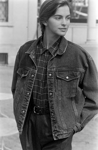 CalvinKlein_Jeans_Fall1988_Mary_Matthews_030.jpg