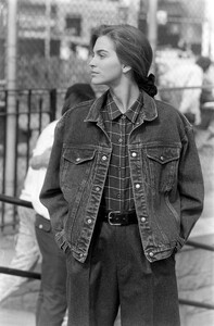 CalvinKlein_Jeans_Fall1988_Mary_Matthews_032.jpg