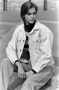 CalvinKlein_Jeans_Fall1988_Mary_Matthews_097.jpg