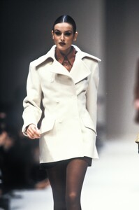 KatherineHamnett1992FW5.thumb.jpg.95cf8bab6815525f44c17909a581404f.jpg