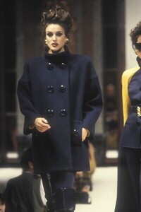 Mila Schön, Autumn-Winter 1992, Couture (2).jpeg