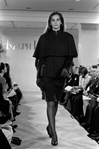 Ralph_Lauren_FW1989_Mary_Matthews_07.jpg