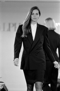 Ralph_Lauren_FW1989_Mary_Matthews_09.jpg