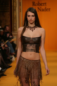 RobertAbiNader2004HauteCouture78.thumb.jpg.1d10f4f06b6556d9b53d64f1d275c173.jpg