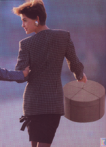 SJanes-Vogue-n2290-March1988 (4).png