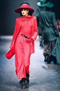 SoniaRykiel1993FW1.thumb.jpg.16ab72a2996ef7d9db876abb3589bdb1.jpg