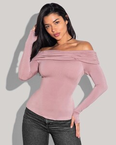 TA3_SHAPEY_LONG_SLEEVE_OFF_SHOULDER_TOP_DUSTY_ROSE-09-32_edit_web.thumb.jpg.4a2a787c4a9f634513ee2a727335ce37.jpg