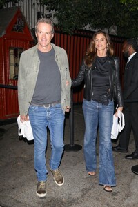 cindy-crawford-and-rande-gerber-leaves-cloud-23-event-at-bar-marmont-in-los-angeles-10-10-2024-1.jpg