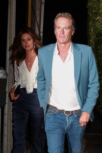 cindy-crawford-and-rande-gerber-out-for-dinner-at-giorgio-baldi-in-santa-monica-09-12-2024-5.jpg