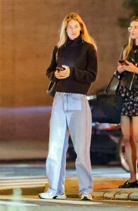 doutzen-kroes-out-and-about-in-new-york-10-14-2024-2.jpg